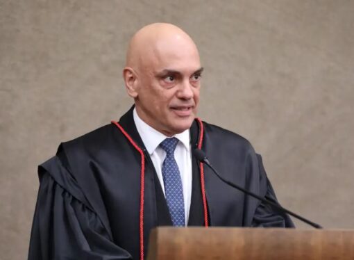 Alexandre de Moraes volta a defender regulamentação das redes sociais