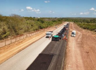 Governadora anuncia licitação para recuperação de estradas no RN