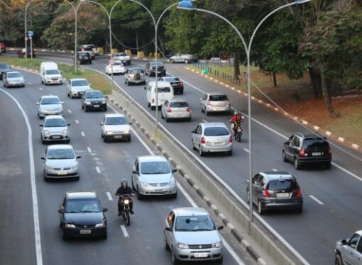 Senado aprova isenção de IPVA para carros com mais de 20 anos