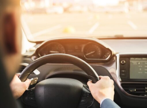 JUSTIÇA MANTÉM MULTA DE MOTORISTA QUE TRANSPORTAVA PASSAGEIROS DE CEARÁ-MIRIM PARA NATAL DE FORMA IRREGULAR