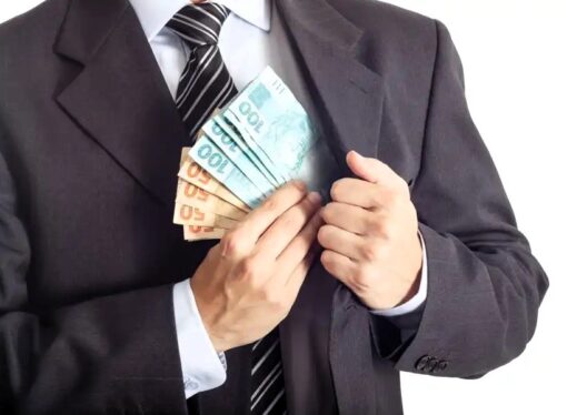 PORTAL DA TRANSPARÊNCIA EXPÕE PAGAMENTOS MILIONÁRIOS E ESCANCARA CRISE POLÍTICA: O FANTASMA DA MÁSCARA NEGRA RONDA A CÂMARA DE GUAMARÉ